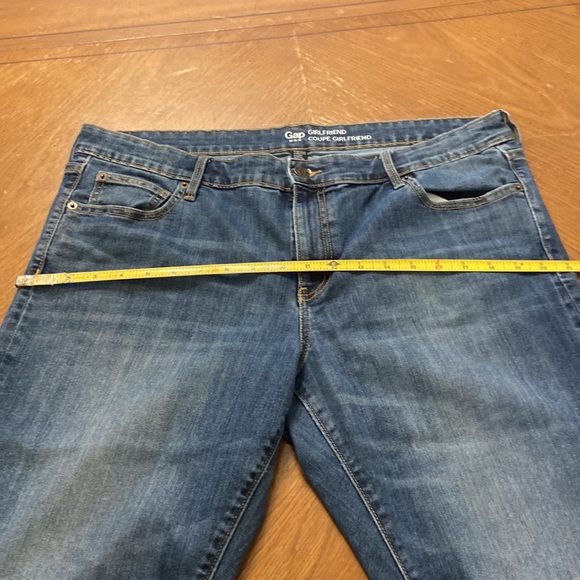 GAP Coupe Girlfriend Jeans size 16 w/ 27” inseam - Picture 6 of 14